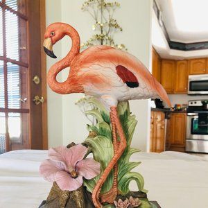 Flamingo By J. Byron 1985 - Collectible figurine